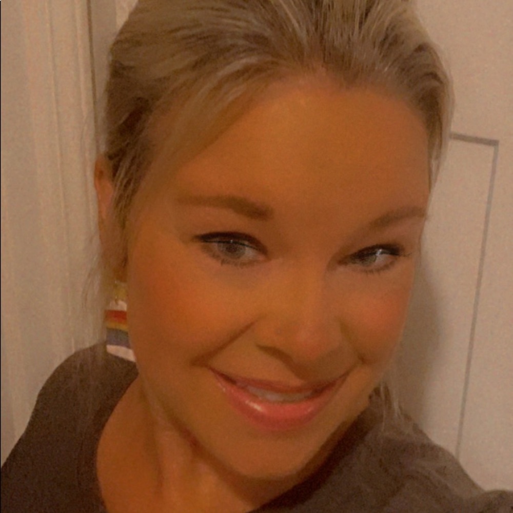 Meet your Posher, Heidi